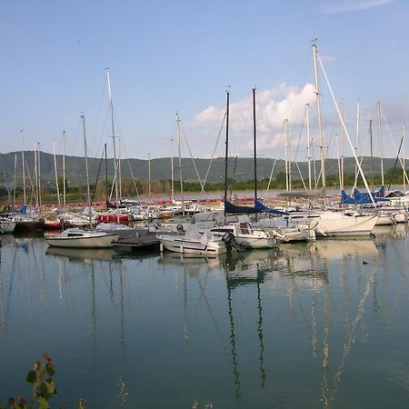 Appartamento Vacanze Magnolia E Glicine Туоро-суль-Тразимено Экстерьер фото